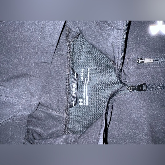 Under Armour running jacket - Picture 5 of 8